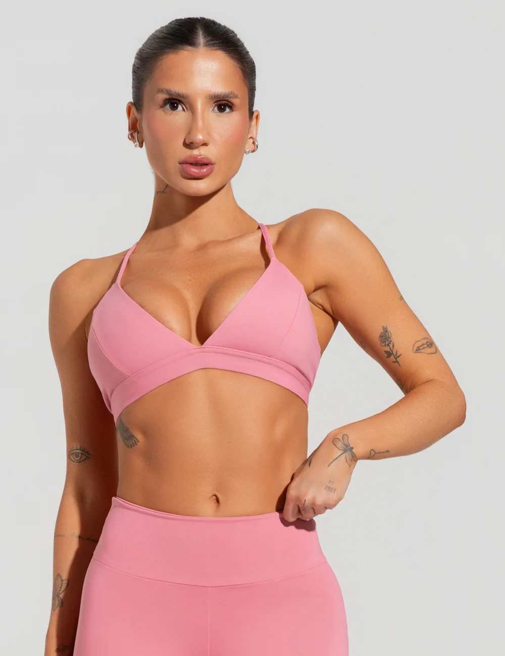 Cropped fitness feminino com cava americana soul